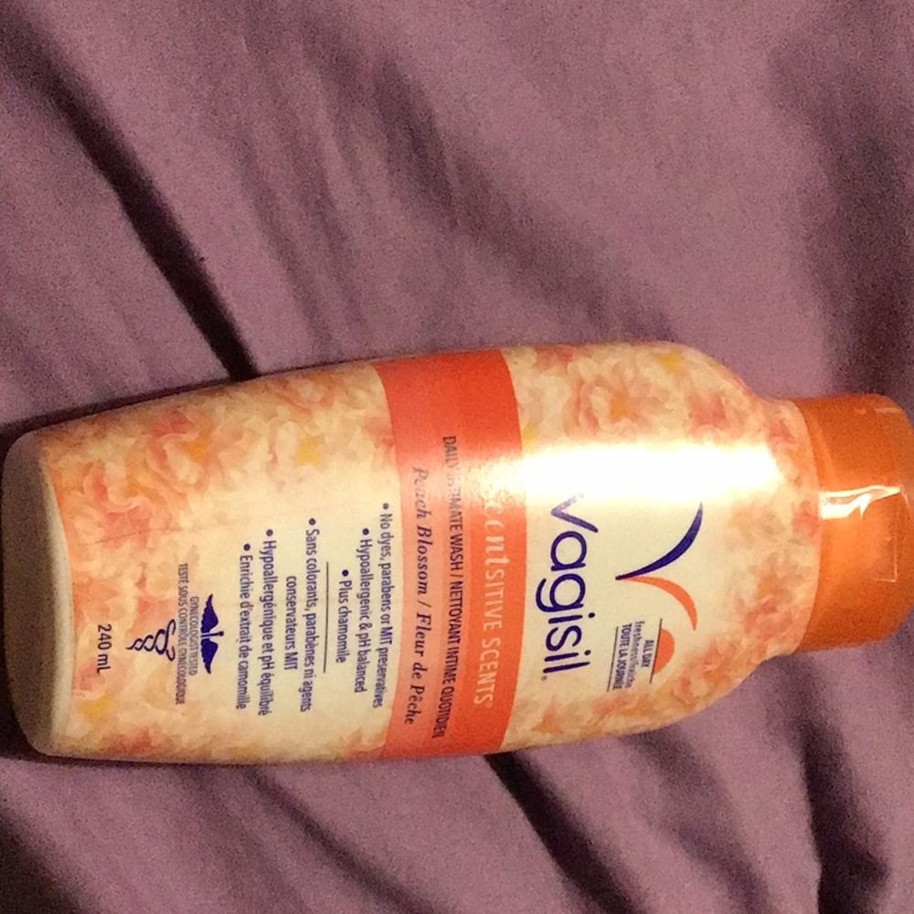 Vagisil Scentsitive Scents Daily Intimate Wash 240mL - Peach Blossom